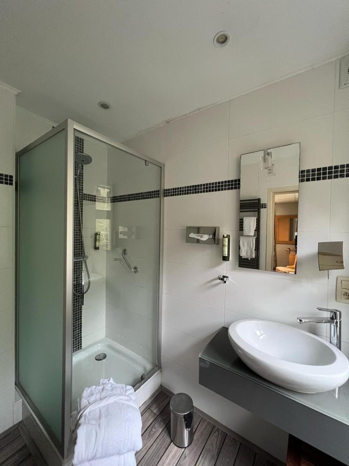 Hotel Moulin De Daverdisse, The Originals Relais 4*
